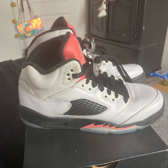 Jordan 5 Retro Sunblush (GS) size 6Y - Picture 5 of 14